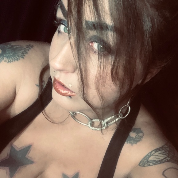 Beautiful Disaster ๐ค๐ป๐คโค๏ธโญ๏ธ - Picture 3 of 3